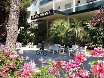 ***  Hotel Milano Ile De France Itália